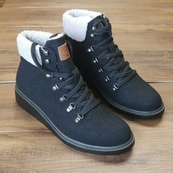 NEW Dr. Scholl's Women's waterproof Sentinel Boots - Picture 5 of 16